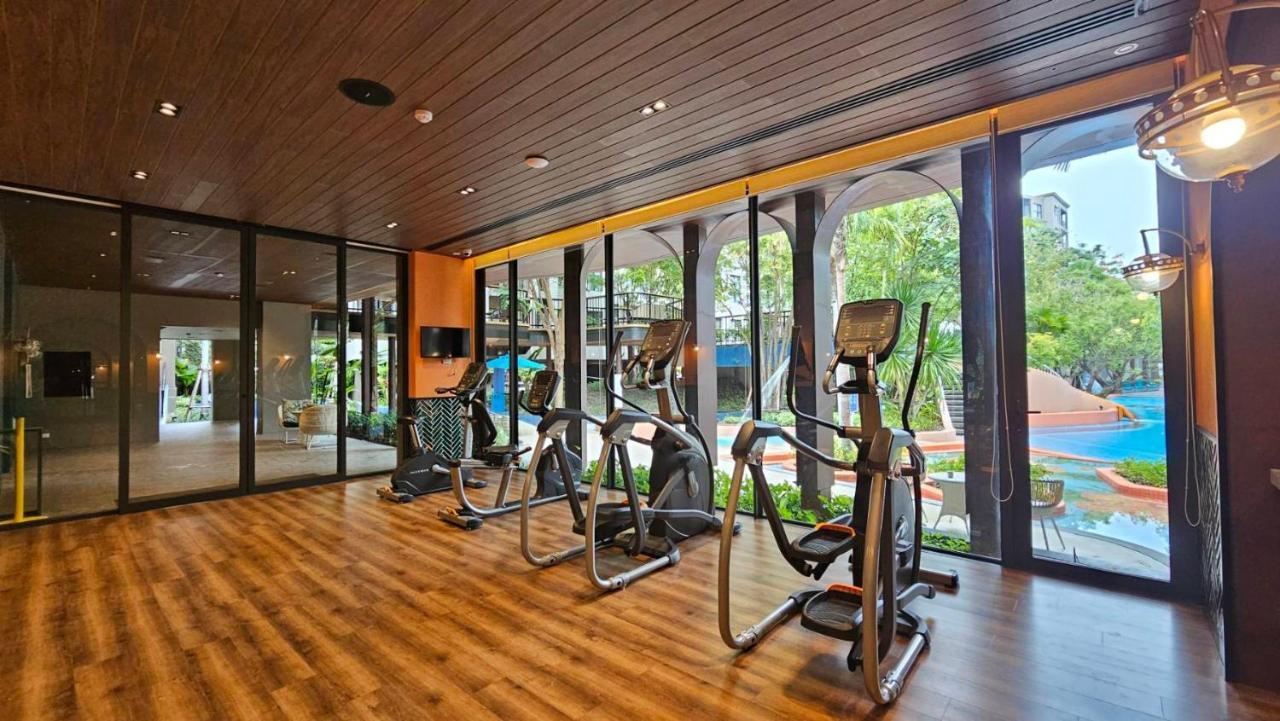 La Habana Huahin By Abcd Aparthotel Exterior photo