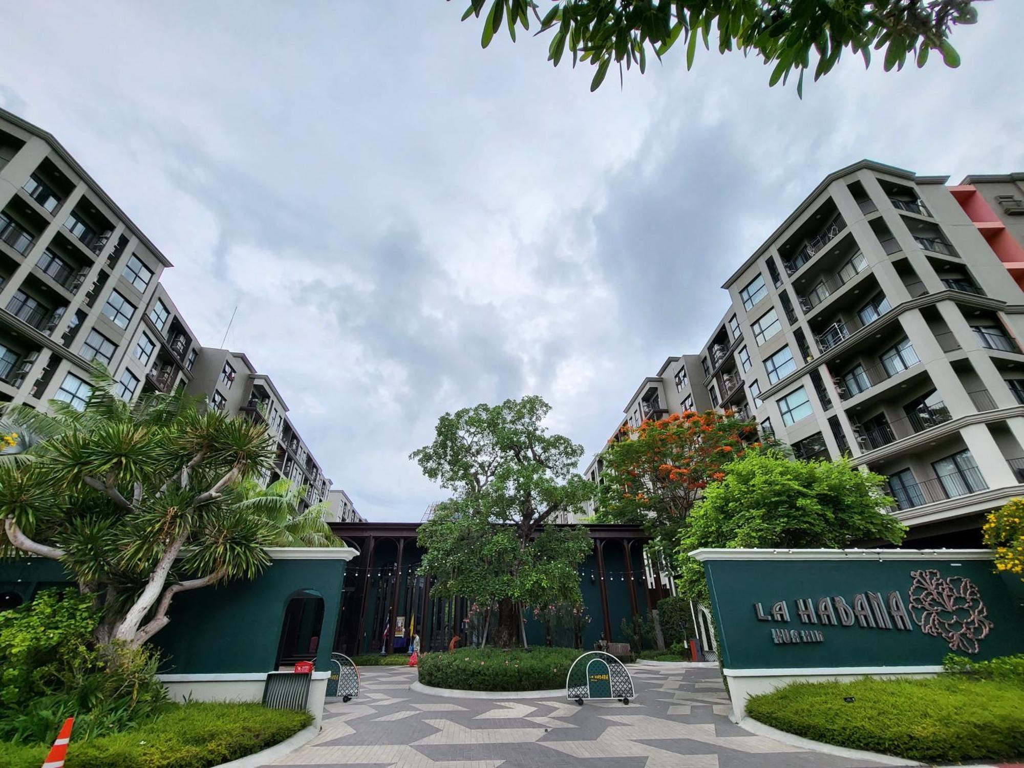 La Habana Huahin By Abcd Aparthotel Exterior photo