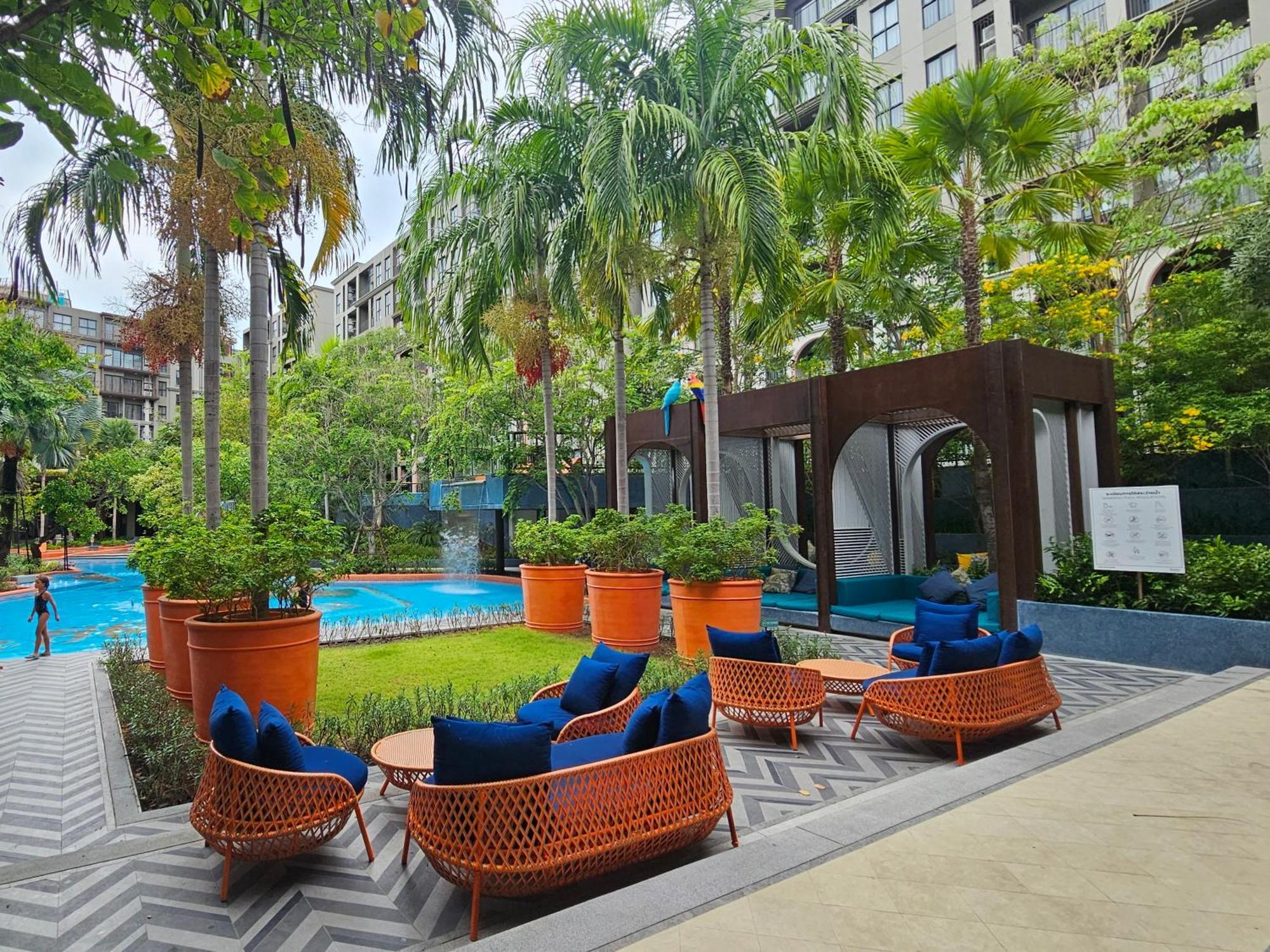 La Habana Huahin By Abcd Aparthotel Exterior photo